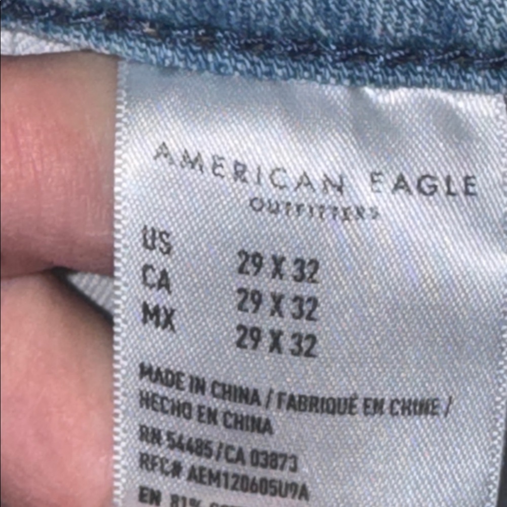 Men’s American Eagle Distressed Airflex 360 Skinny Jeans - Picture 9 of 9
